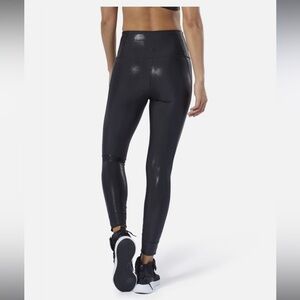 NWOT CrossFit Reebok Women’s Black Hi-Shine High Rise Leggings Small